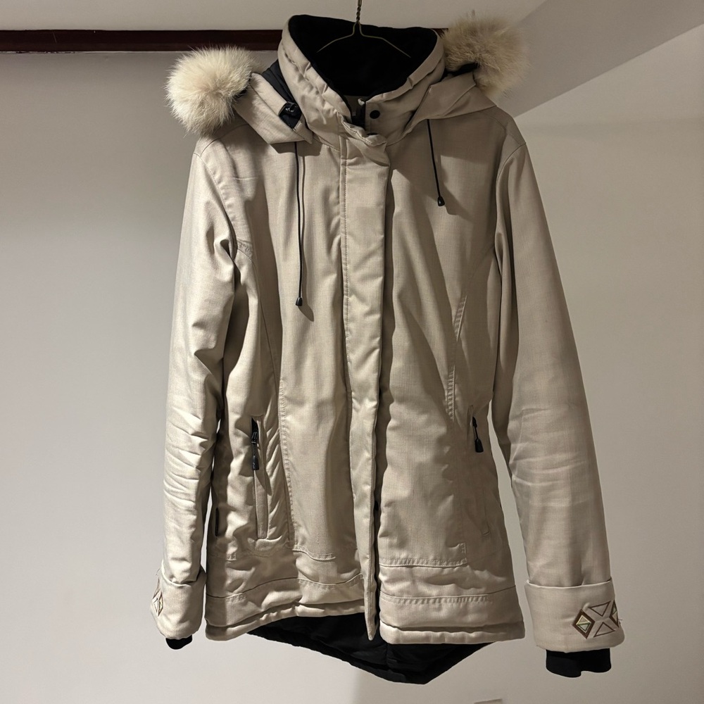 Quartz beige Hooded Ski Jacket with Fur Trim
